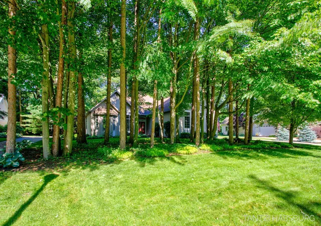 Photo 3 of Single family home for sale at 466 Trl Head Dr, Park Township Ottawa, MI 49424 | MLS# 71026030019 | Listing updated on 2026-06-20