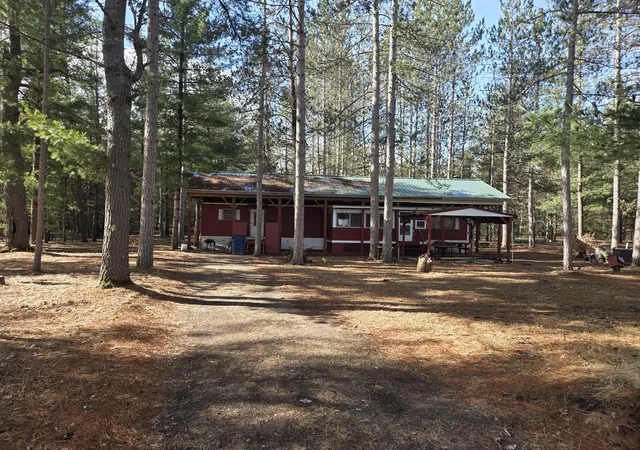 1st image of 1909 W 16th St, Baldwin, MI 49304 | MLS# 72026030029