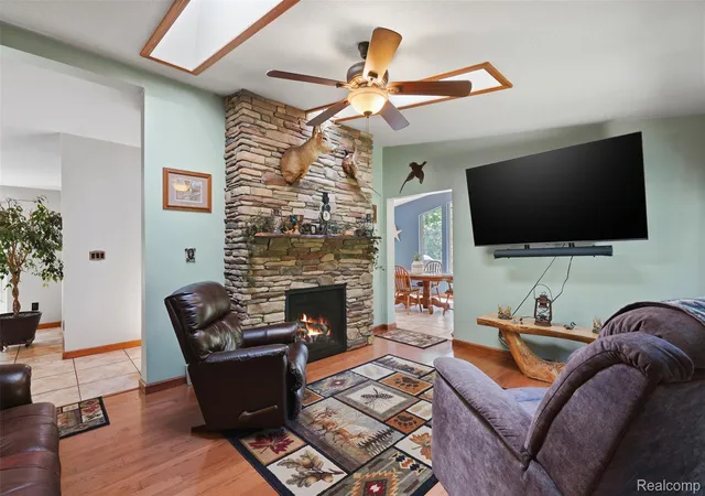 Photo 4 of Single family home for sale at 3167 Roods Lake Rd, Lapeer, MI 48446 | MLS# 20261045775 | Listing updated on 2026-08-02