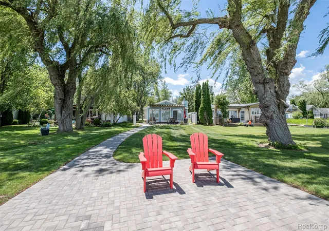 Photo 37 of Single family home for sale at 2100 N Channel Dr, Harsens Island, MI 48028 | MLS# 20261045785 | Listing updated on 2026-08-31