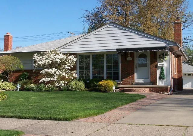 Photo 1 of Single family home for sale at 21209 Erben St, Saint Clair Shores, MI 48081 | MLS# 58050211785 | Listing updated on 2026-06-20