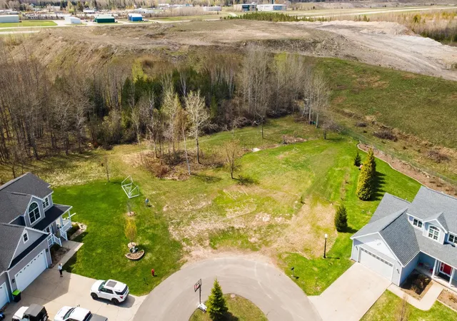 Homes for sale in Charlevoix Township Charlevoix, MI | Unit 15 Applewood Dr, Charlevoix Township Charlevoix, MI 49720 | MLS# 78080069852