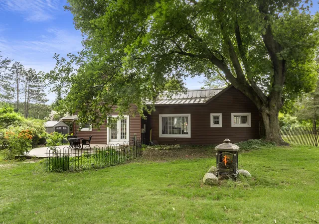 4th image of 657 Crystal Ave, Frankfort, MI 49635 | MLS# 67026030078