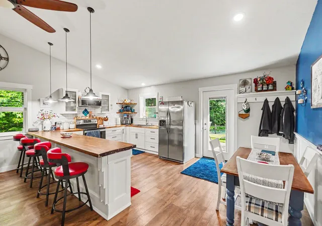 4th image of 22032 Pine Valley Dr, Tustin, MI 49688 | MLS# 65026030095