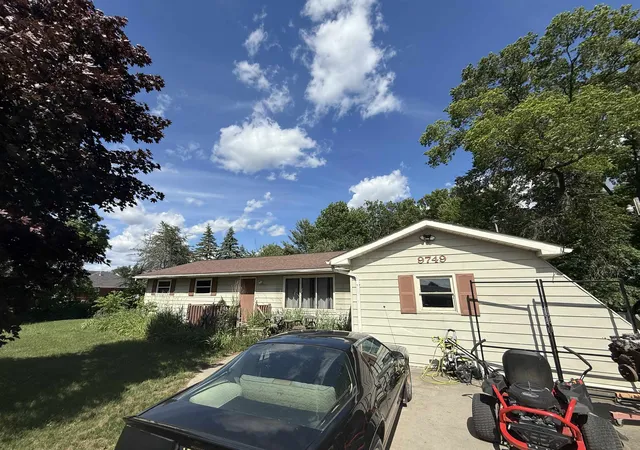 1st image of 9749 Bell Rd, Birch Run, MI 48415 | MLS# 60050211813