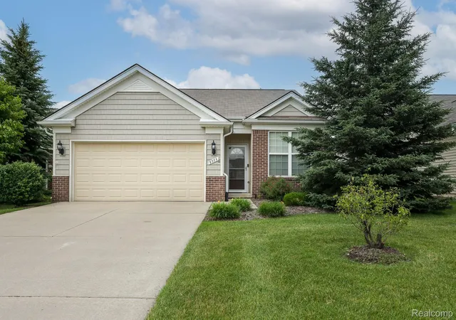 2nd image of 9385 Sand Hill Dr, Grand Blanc, MI 48439 | MLS# 20261045877