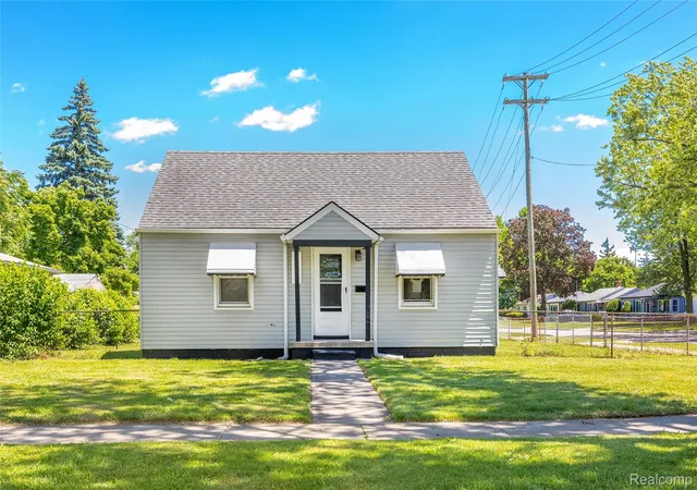 Photo 1 of Sale Pending at 4517 Grindley Park St, Dearborn Heights, MI 48125 | MLS# 20261045880 | Listing updated on 2026-07-29