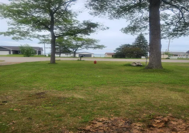 Photo 2 of Single family home for sale at 3227 N Us 23, Oscoda Charter Township Iosco, MI 48750 | MLS# 77080069855 | Listing updated on 2026-09-18