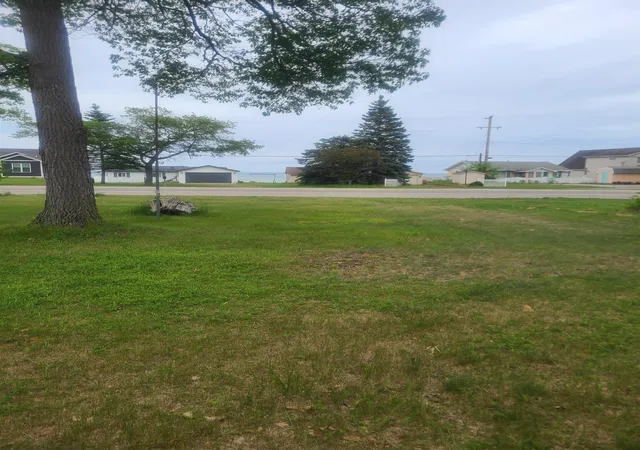 Photo 3 of Single family home for sale at 3227 N Us 23, Oscoda Charter Township Iosco, MI 48750 | MLS# 77080069855 | Listing updated on 2026-09-18