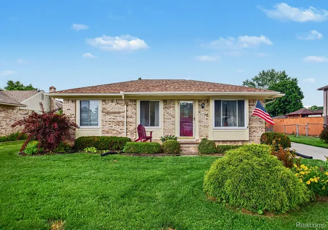 Photo 1 of Single family home for sale at 40518 William Dr, Clinton Township, MI 48038 | MLS# 20261045904 | Listing updated on 2026-06-18