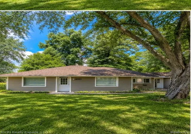 Photo 2 of Single family home for sale at 5028 Pheasant Rd, Waterford, MI 48327 | MLS# 20261045905 | Listing updated on 2026-09-14