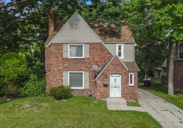 Photo 1 of Single family home for sale at 18746 Glenhurst St, Detroit, MI 48219 | MLS# 20261045906 | Listing updated on 2026-09-01