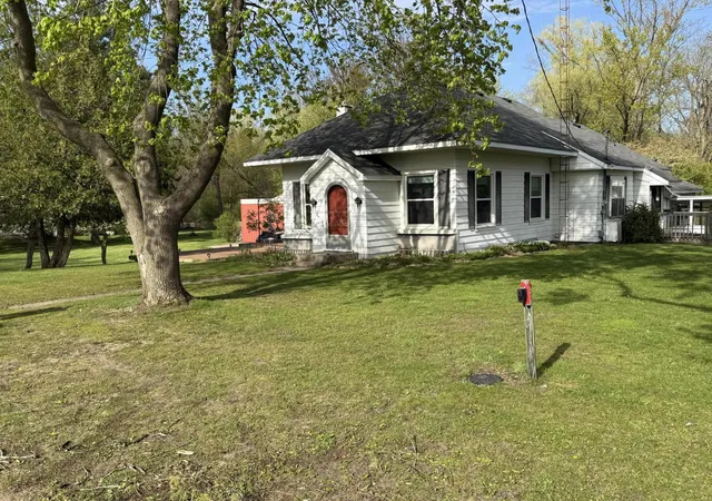 Homes for sale in Unknown Out Of State, MI | 122 N Sherman St, Unknown Out Of State, MI 49329 | MLS# 65026030121