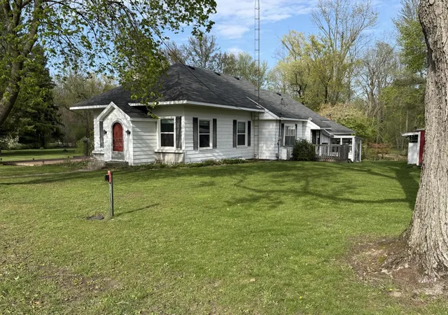 Homes for sale in Unknown Out Of State, MI | 122 N Sherman St, Unknown Out Of State, MI 49329 | MLS# 65026030121