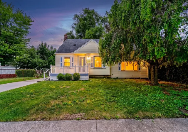 1st image of 6027 Kim Ave, Allen Park, MI 48101 | MLS# 81026030131