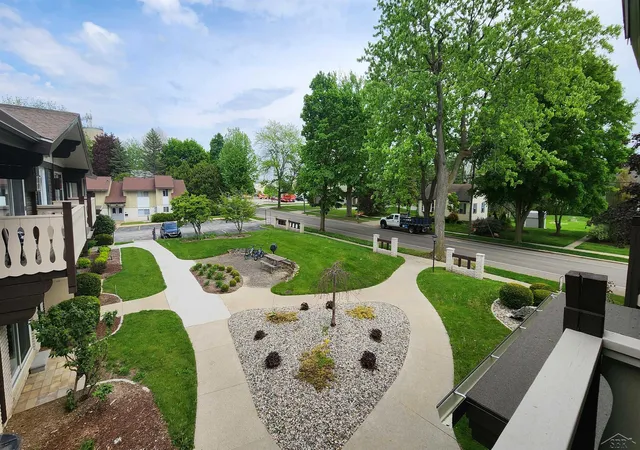 2nd image of 240 W Tuscola Unit 15th St, FrankenmuthCity_Saginaw, MI 48734