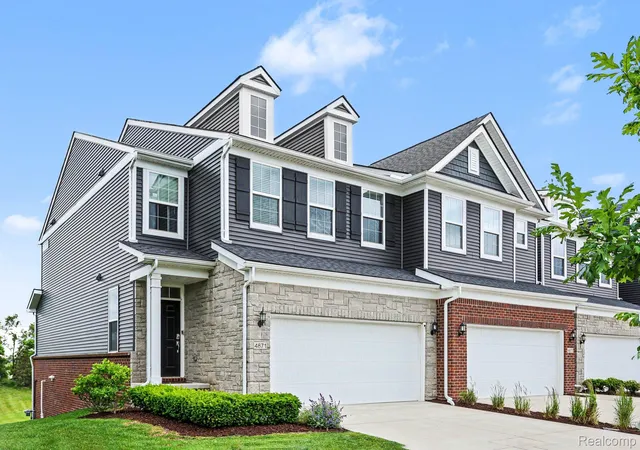 Photo 3 of Condo for sale at 4871 Broomfield Way, Lake Orion, MI 48359 | MLS# 20261045940 | Listing updated on 2026-09-15