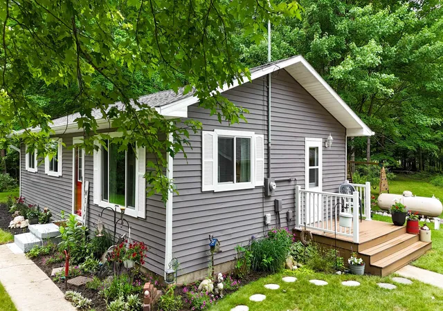 2nd image of 5190 S Vandecar Rd, Mount Pleasant, MI 48858 | MLS# 79080069862