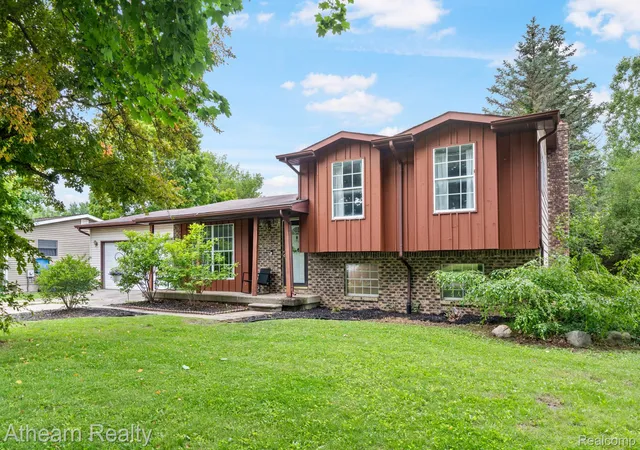 Homes for sale in Mundy Township Genesee, MI | 7156 Sharp Rd, Mundy Township Genesee, MI 48473 | MLS# 20261045948