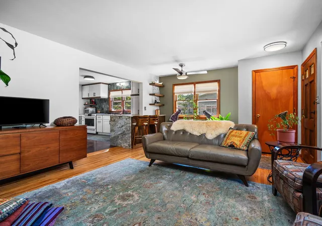 2nd image of 535 W Twelfth St, Traverse City City Grand Traverse, MI 49684 | MLS# 78080069867