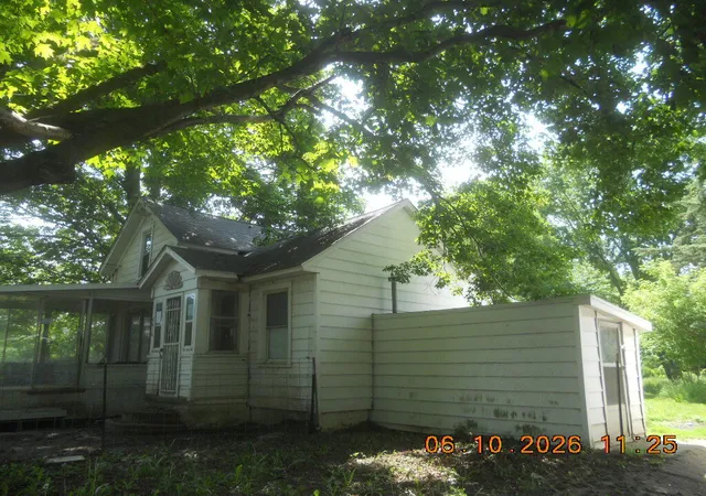 Homes for sale in Clyde Township Allegan, MI | 5616 118Th Ave, Clyde Township Allegan, MI 49408 | MLS# 65026030180