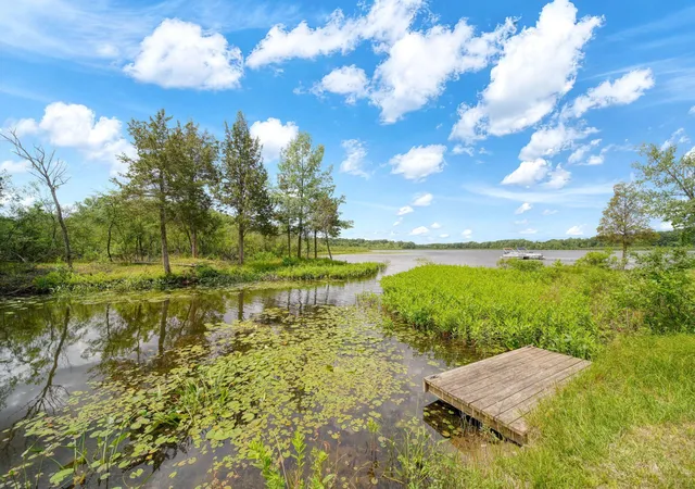 Photo 3 of Single family home for sale at 303 Cranberry Lake Rd, Jackson, MI 49201 | MLS# 55026030187 | Listing updated on 2026-08-31