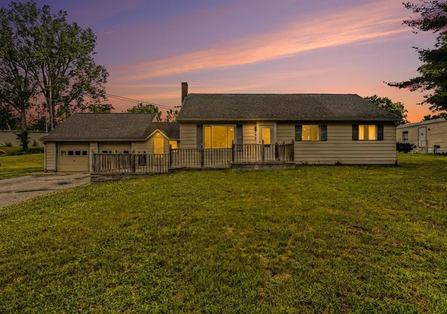 2nd image of 200 W Summit St, Muir, MI 48860 | MLS# 65026030199
