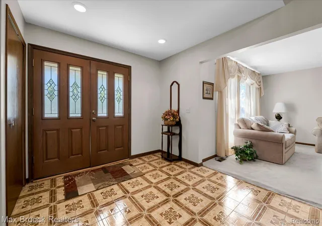 3rd image of 217 Stonetree Cir, Rochester Hills, MI 48309 | MLS# 20261046019