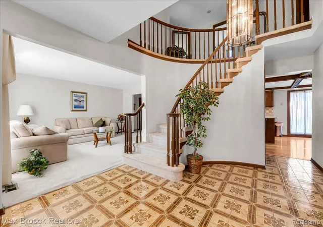 4th image of 217 Stonetree Cir, Rochester Hills, MI 48309 | MLS# 20261046019