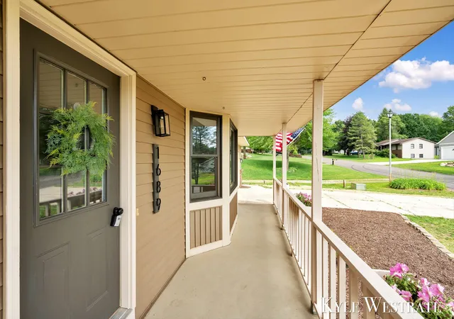 Homes for sale in Dorr Township Allegan, MI | 1689 Slater St, Dorr Township Allegan, MI 49323 | MLS# 65026030234