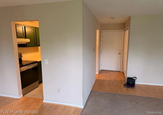 4th image of 32005 W 12 Mile Rd #204, Farmington Hills, MI 48334 | MLS# 20261046044