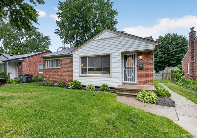 Photo 1 of Single family home for sale at 24660 Ridgedale St, Oak Park, MI 48237 | MLS# 20261046054 | Listing updated on 2026-06-21