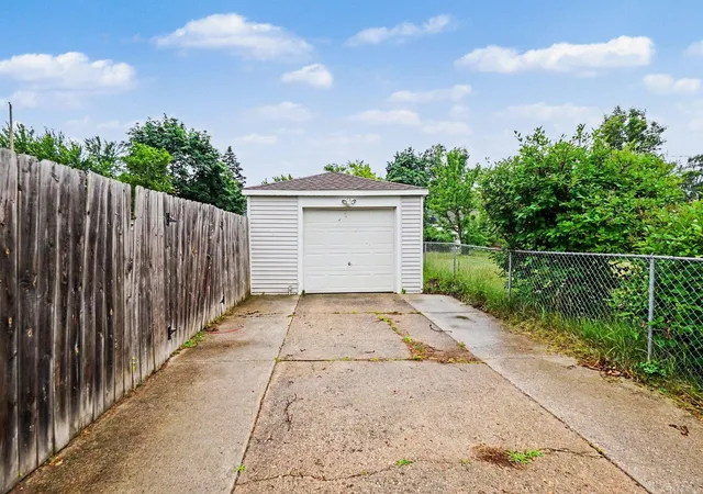 23rd image of 1262 Ne Beechwood St, Grand Rapids, MI 49505 | MLS# 65026030264