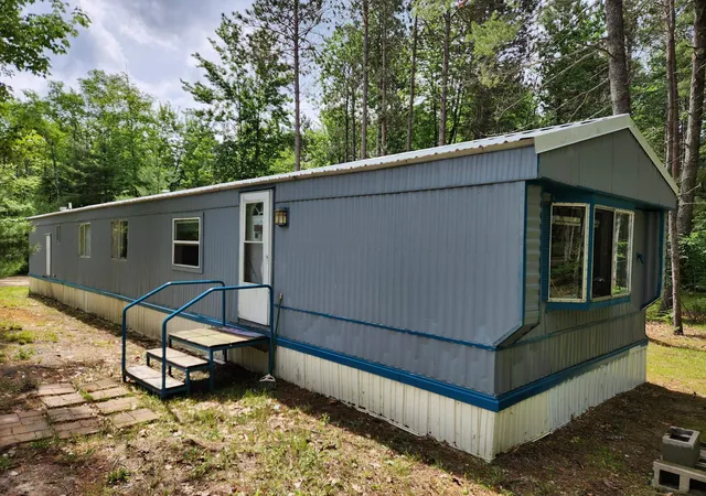 Photo 1 of Single family home for sale at 5446 Blue Lake Rd Ne, Kalkaska, MI 49646 | MLS# 78080069895 | Listing updated on 2026-09-04