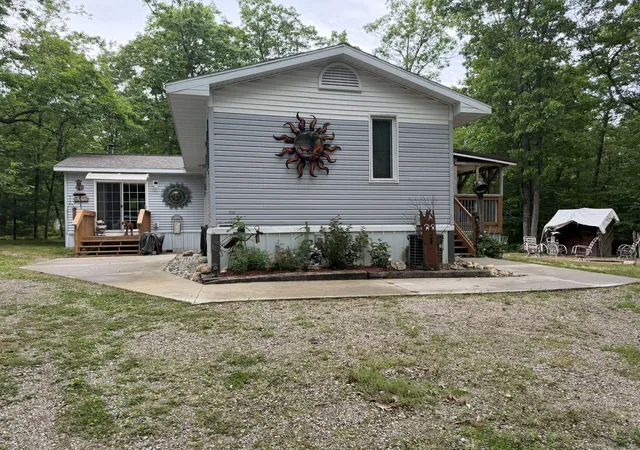 1st image of 8696 E Hillview Trl, Reed City, MI 49677 | MLS# 78080069890