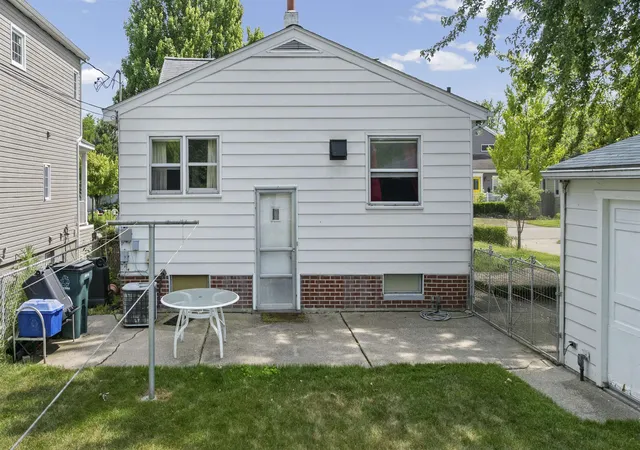 Photo 5 of Single family home for sale at 1469 Holland St, Birmingham, MI 48009 | MLS# 58050211902 | Listing updated on 2026-06-18