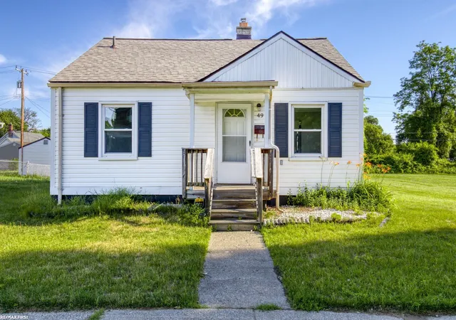 Photo 1 of Single family home for sale at 49 Fessenden St, Mount Clemens, MI 48043 | MLS# 58050211904 | Listing updated on 2026-06-18