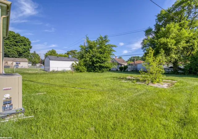 Photo 4 of Single family home for sale at 49 Fessenden St, Mount Clemens, MI 48043 | MLS# 58050211904 | Listing updated on 2026-06-18