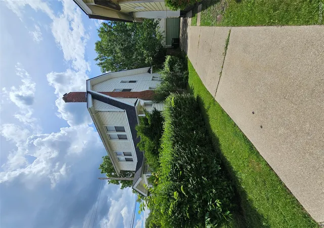 Photo 3 of Single family home for sale at 10029 Violetlawn St, Detroit, MI 48204 | MLS# 20261046102 | Listing updated on 2026-06-19
