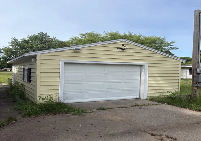Photo 3 of Land for sale at 2507 Nelson St, Manistee, MI 49660 | MLS# 78080069908 | Listing updated on 2026-06-21