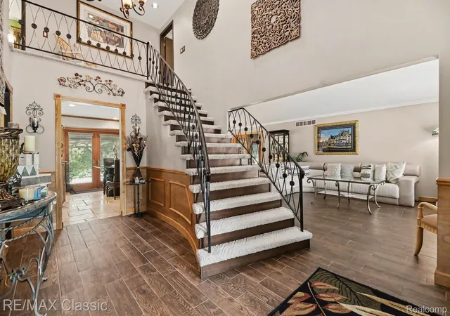 Photo 3 of Single family home for sale at 4590 Pine Village Dr, West Bloomfield, MI 48323 | MLS# 20261046124 | Listing updated on 2026-08-14
