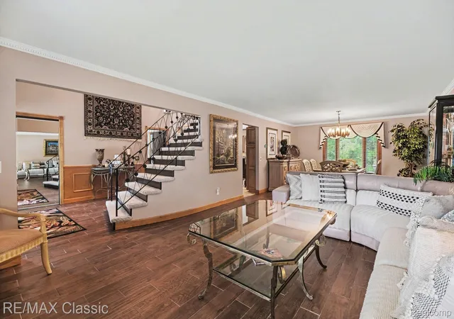 Photo 4 of Single family home for sale at 4590 Pine Village Dr, West Bloomfield, MI 48323 | MLS# 20261046124 | Listing updated on 2026-08-14