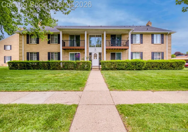 Photo 1 of Condo for sale at 11845 Ina Dr, Sterling Heights, MI 48312 | MLS# 20261046128 | Listing updated on 2026-06-20