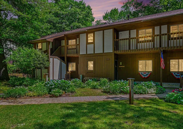 27th image of 6865 Pinebrook Dr #12, Bellaire, MI 49615 | MLS# 65026030320