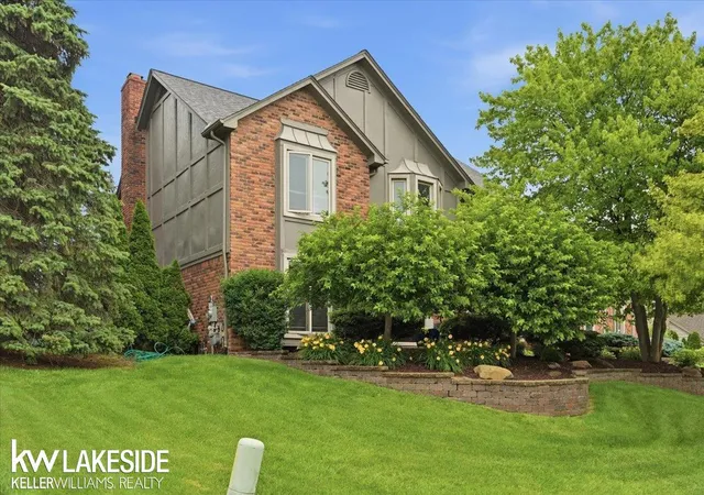 Photo 3 of Single family home for sale at 7277 Wellington Pl, Washington, MI 48094 | MLS# 58050211918 | Listing updated on 2026-08-29