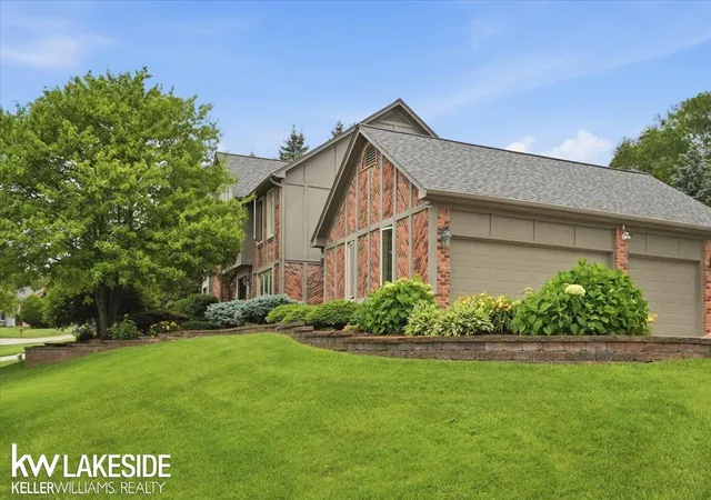 Photo 4 of Single family home for sale at 7277 Wellington Pl, Washington, MI 48094 | MLS# 58050211918 | Listing updated on 2026-08-29