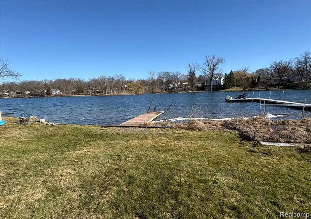 Land for sale at 6912 Colony Dr, West Bloomfield, MI 48323 | MLS# 20261046170