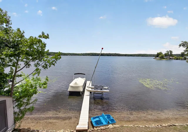 Homes for sale in Franklin Township Lenawee, MI | 14 The Blvd, Franklin Township Lenawee, MI 49265 | MLS# 55026030350