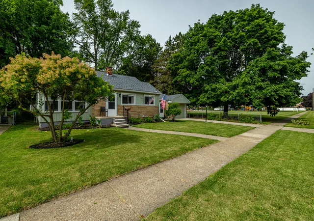 2nd image of 2225 Mclain Ave, Lincoln Park, MI 48146 | MLS# 81026030371
