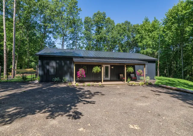 Homes for sale in Almena Township Van Buren, MI | 30996 22Nd St, Almena Township Van Buren, MI 49009 | MLS# 66026030359
